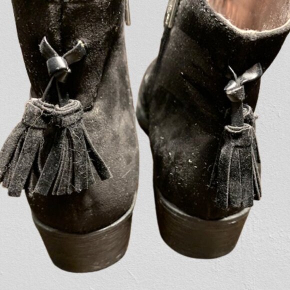 Kenneth Cole Black Suede Booties Ankle Boots Leather Stitching & Tassels Size 4 - Picture 5 of 6